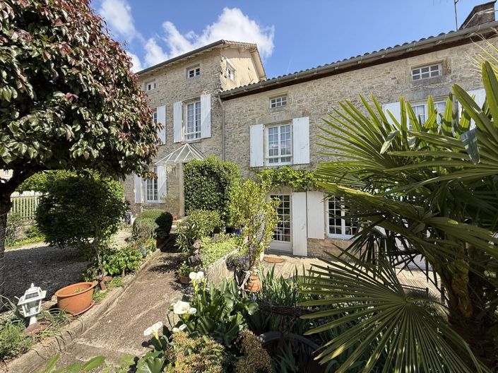 Image No.1-5 Bed House for sale
