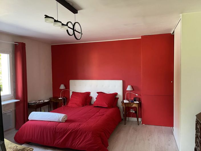 Image No.12-3 Bed House for sale