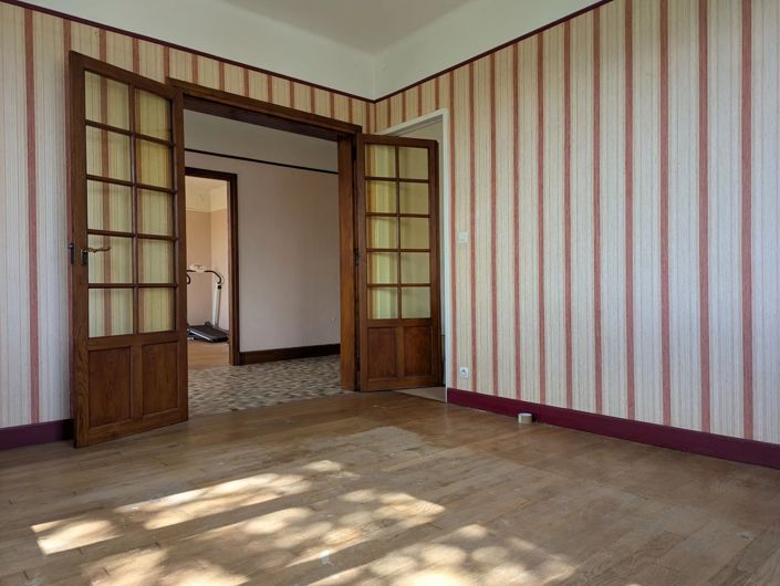 Image No.7-3 Bed House for sale