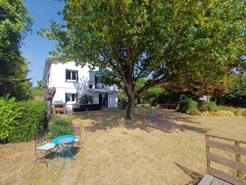 fb0e5008e0cabc1e622b7579b80d9dbc54c06dcde8160