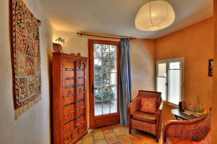 Image No.15-9 Bed House for sale