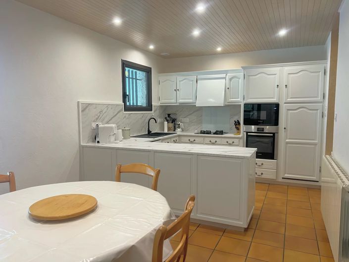 Image No.5-5 Bed House for sale