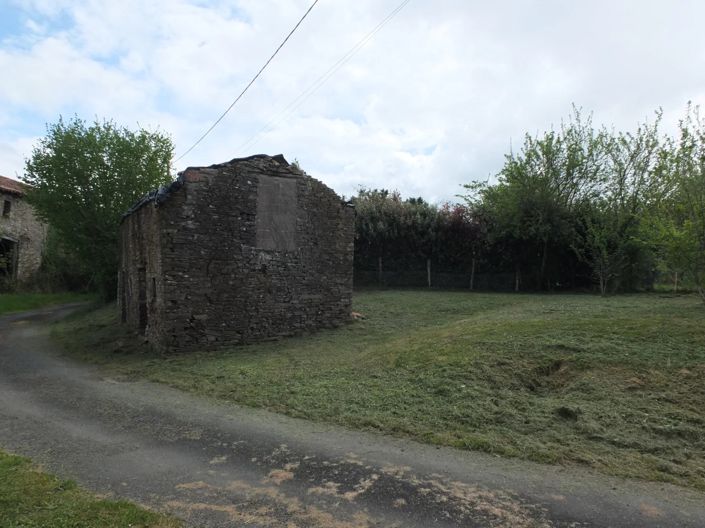 Image No.15-2 Bed Village House for sale