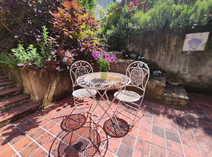 Image No.15-4 Bed House for sale