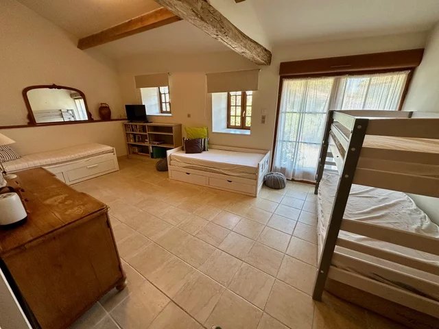 Image No.7-4 Bed House for sale