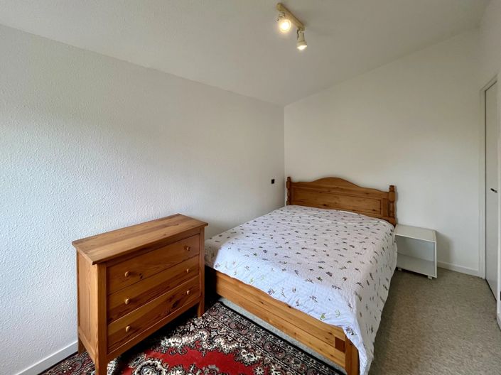 Image No.8-2 Bed House for sale