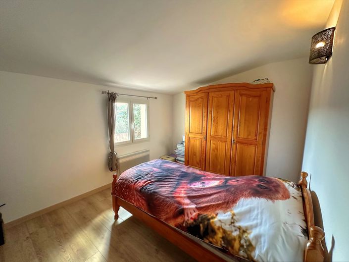 Image No.13-2 Bed House for sale