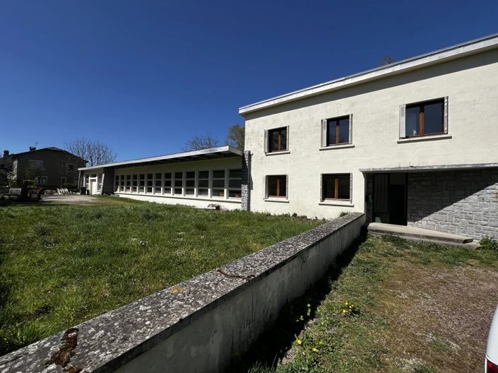 Image No.1-4 Bed House for sale