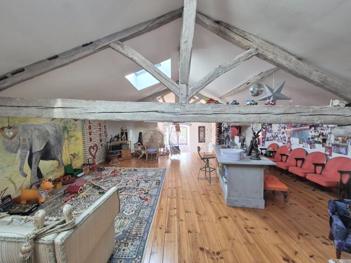 Image No.13-5 Bed House for sale