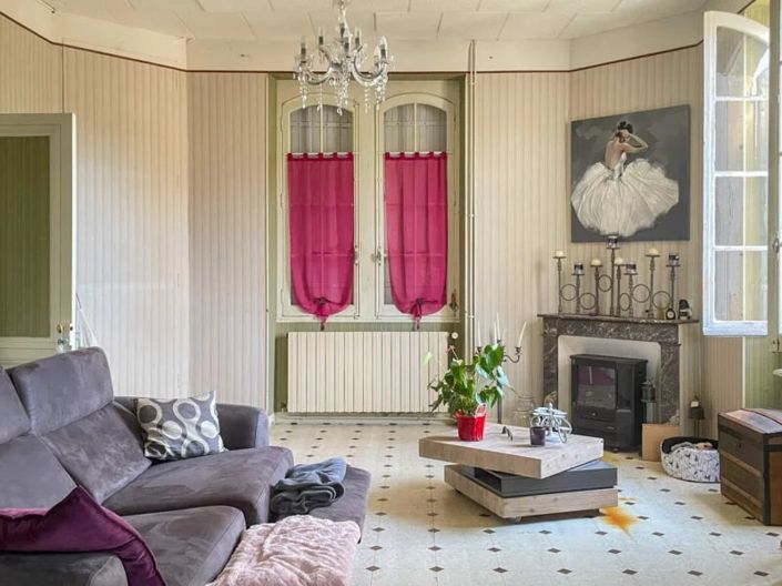 Image No.5-3 Bed Village House for sale