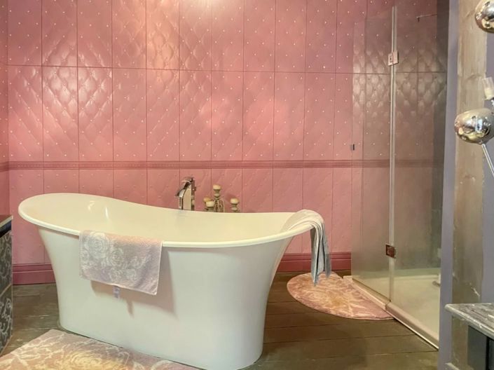 Image No.9-3 Bed Village House for sale