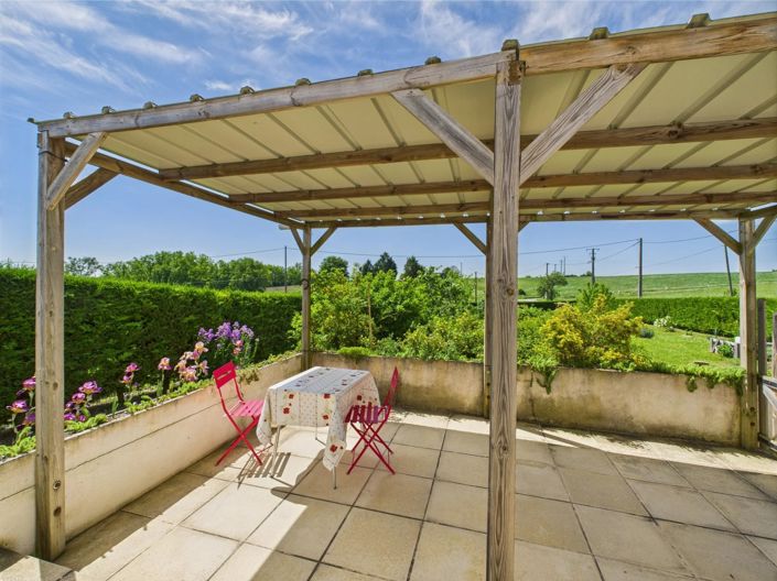 Image No.13-2 Bed House for sale