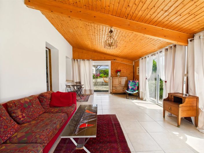 Image No.4-2 Bed House for sale