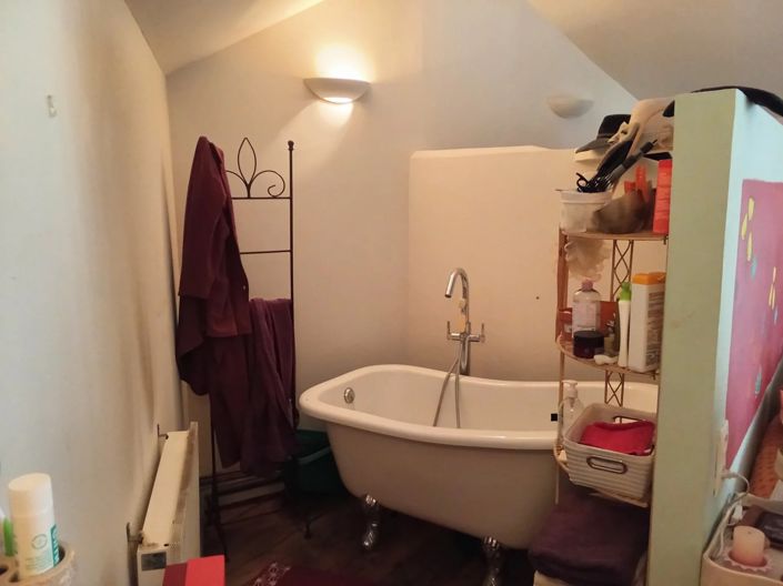 Image No.10-2 Bed House for sale