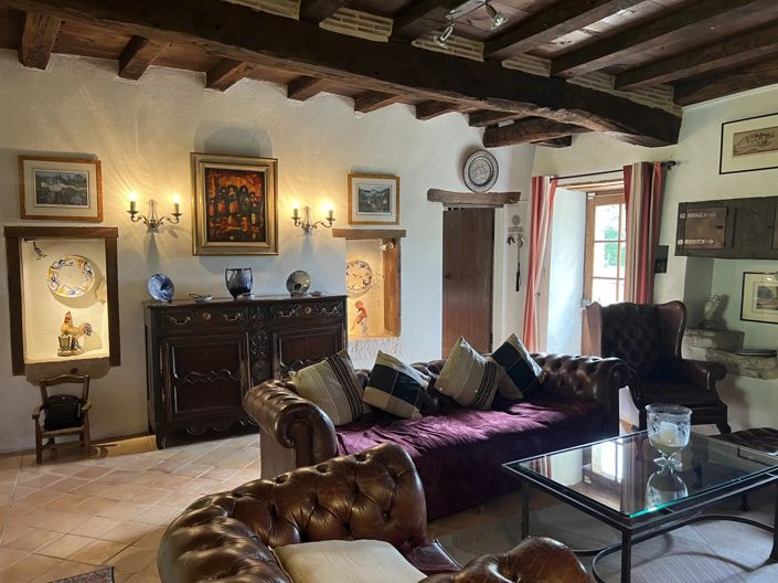 Image No.6-5 Bed Village House for sale