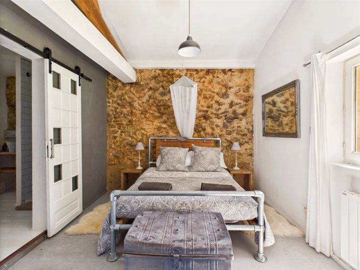 Image No.14-7 Bed Farmhouse for sale