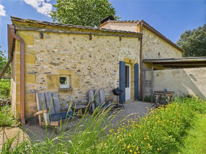 Image No.11-7 Bed Farmhouse for sale