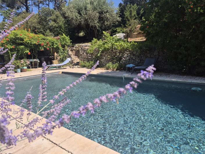 Image No.2-4 Bed House for sale