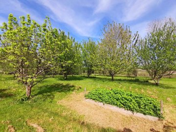 9402040a3e758632d57f33034e25bfa93cf0abaf66326