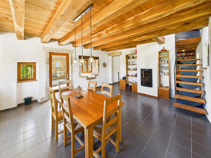 Image No.4-5 Bed House for sale