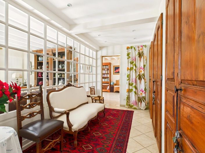 Image No.9-5 Bed House for sale