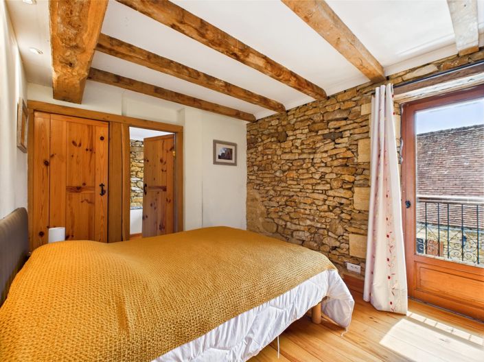 Image No.6-7 Bed House for sale