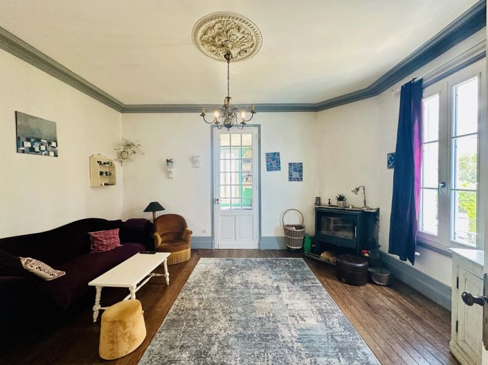 Image No.3-6 Bed House for sale