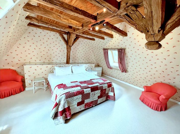 Image No.10-4 Bed House for sale