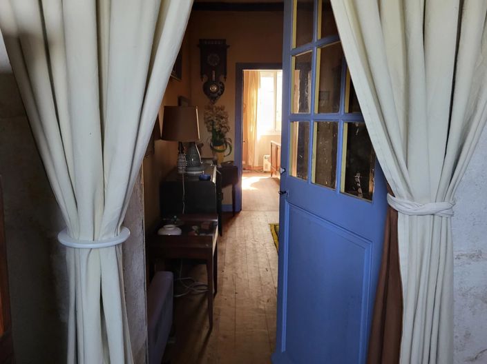 Image No.8-2 Bed House for sale