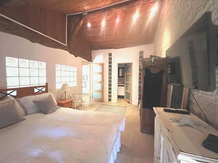 Image No.11-5 Bed House for sale