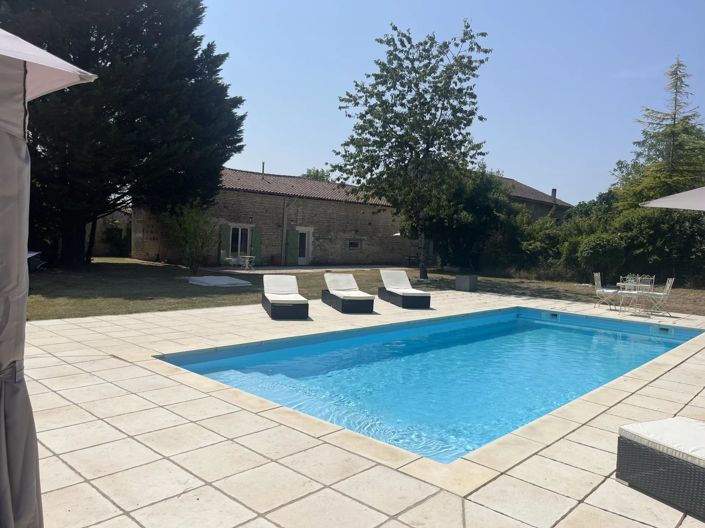 Image No.2-5 Bed House for sale