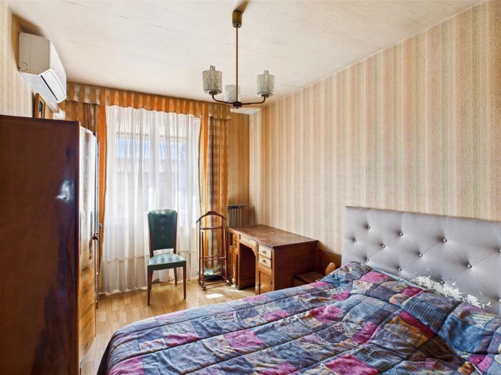 Image No.6-3 Bed House for sale