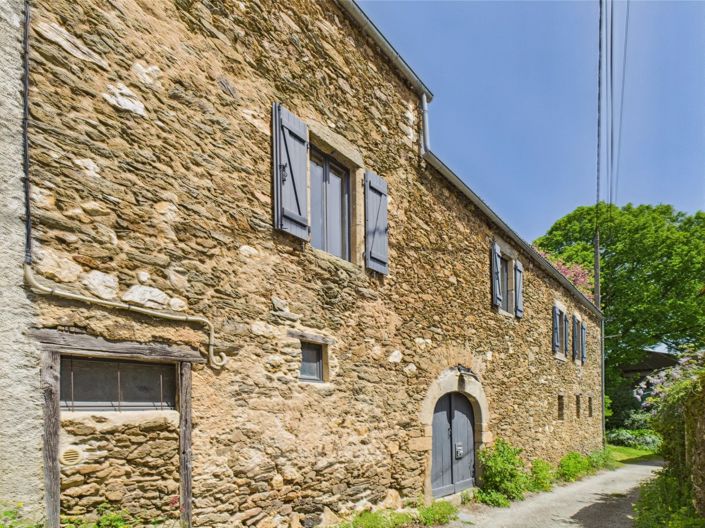 Image No.1-3 Bed Village House for sale