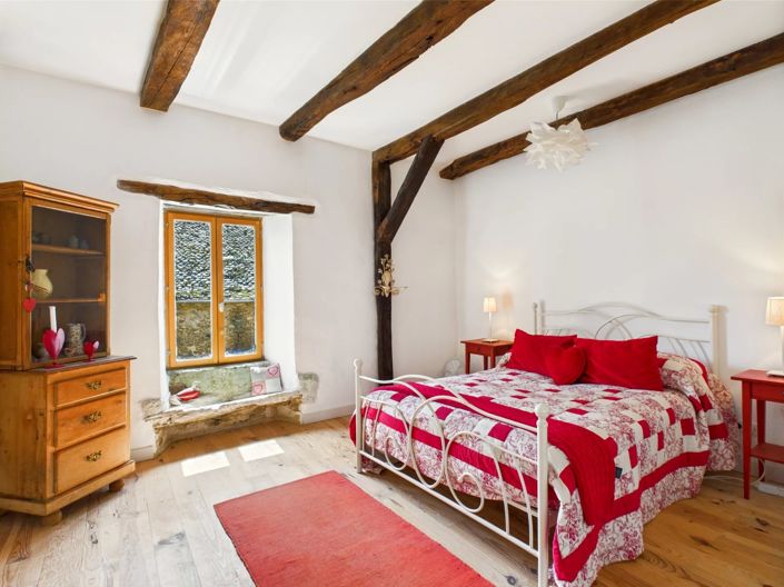 Image No.9-3 Bed Village House for sale