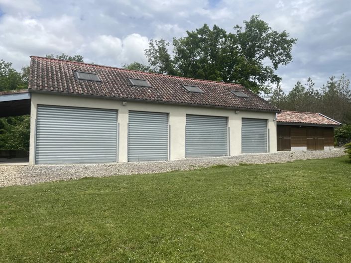 Image No.9-3 Bed House for sale