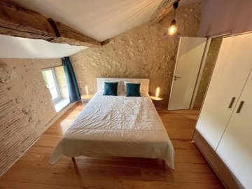 e2e76ca2141fb3d6adade41cef58df748d597b440e192