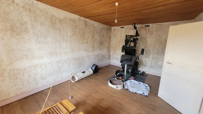 Image No.8-3 Bed Village House for sale