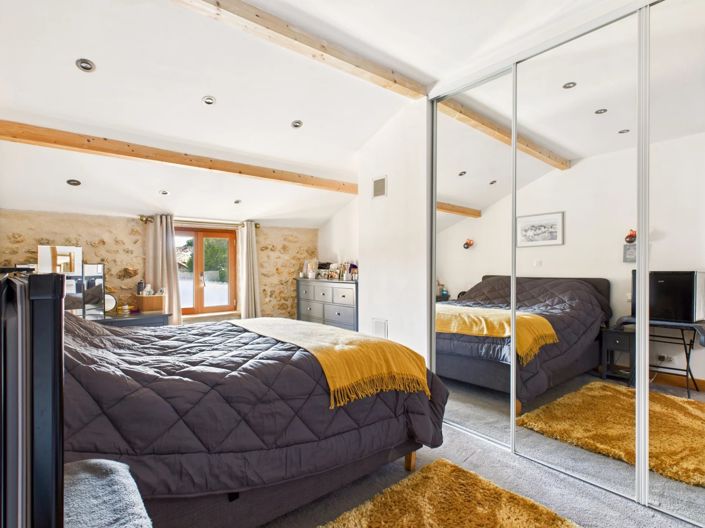 Image No.7-17 Bed House for sale