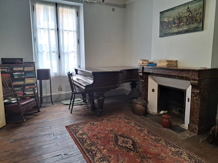 Image No.5-3 Bed House for sale