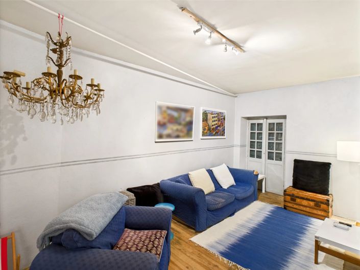 Image No.4-7 Bed House for sale