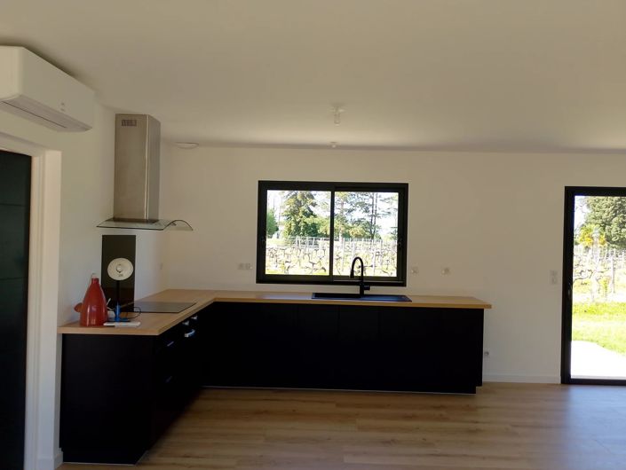 Image No.3-3 Bed House for sale