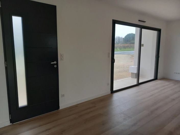 Image No.6-3 Bed House for sale