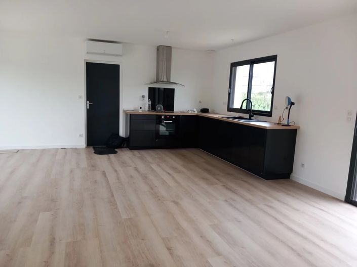 Image No.7-3 Bed House for sale