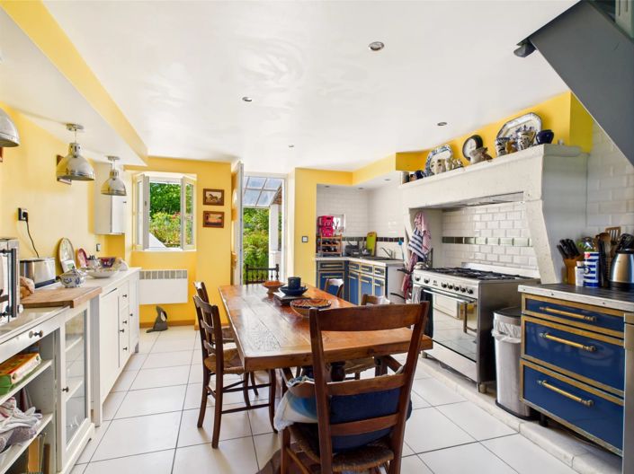 Image No.3-3 Bed House for sale