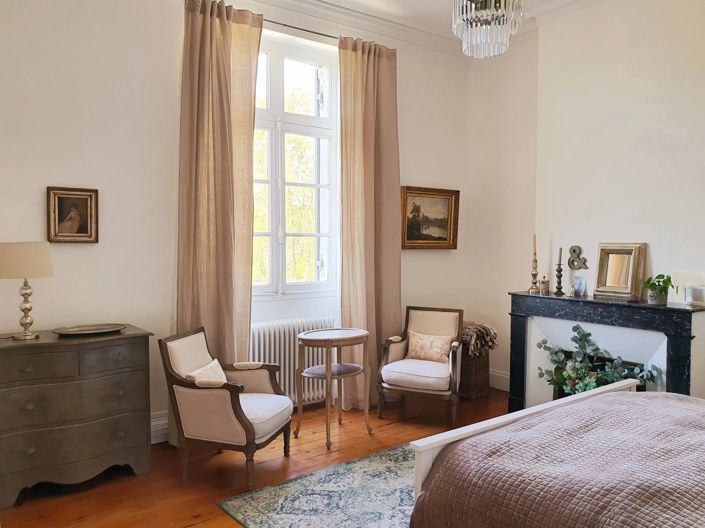 Image No.10-11 Bed House for sale