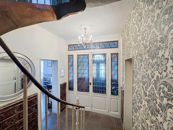 Image No.14-6 Bed House for sale