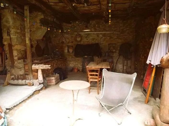 Image No.13-7 Bed House for sale