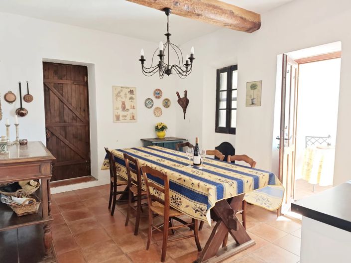 Image No.2-4 Bed House for sale