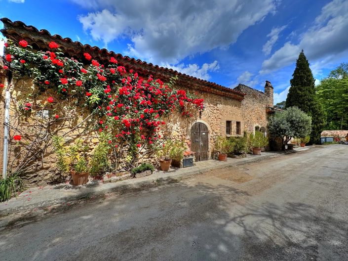 Image No.1-2 Bed House for sale