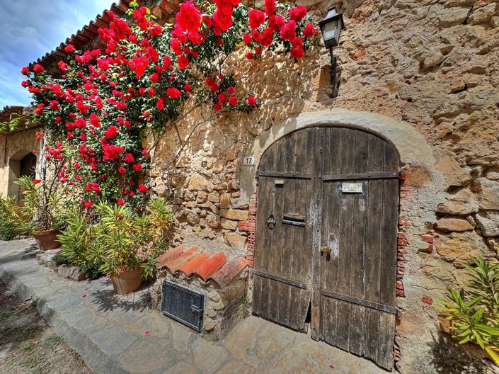 Image No.2-2 Bed House for sale